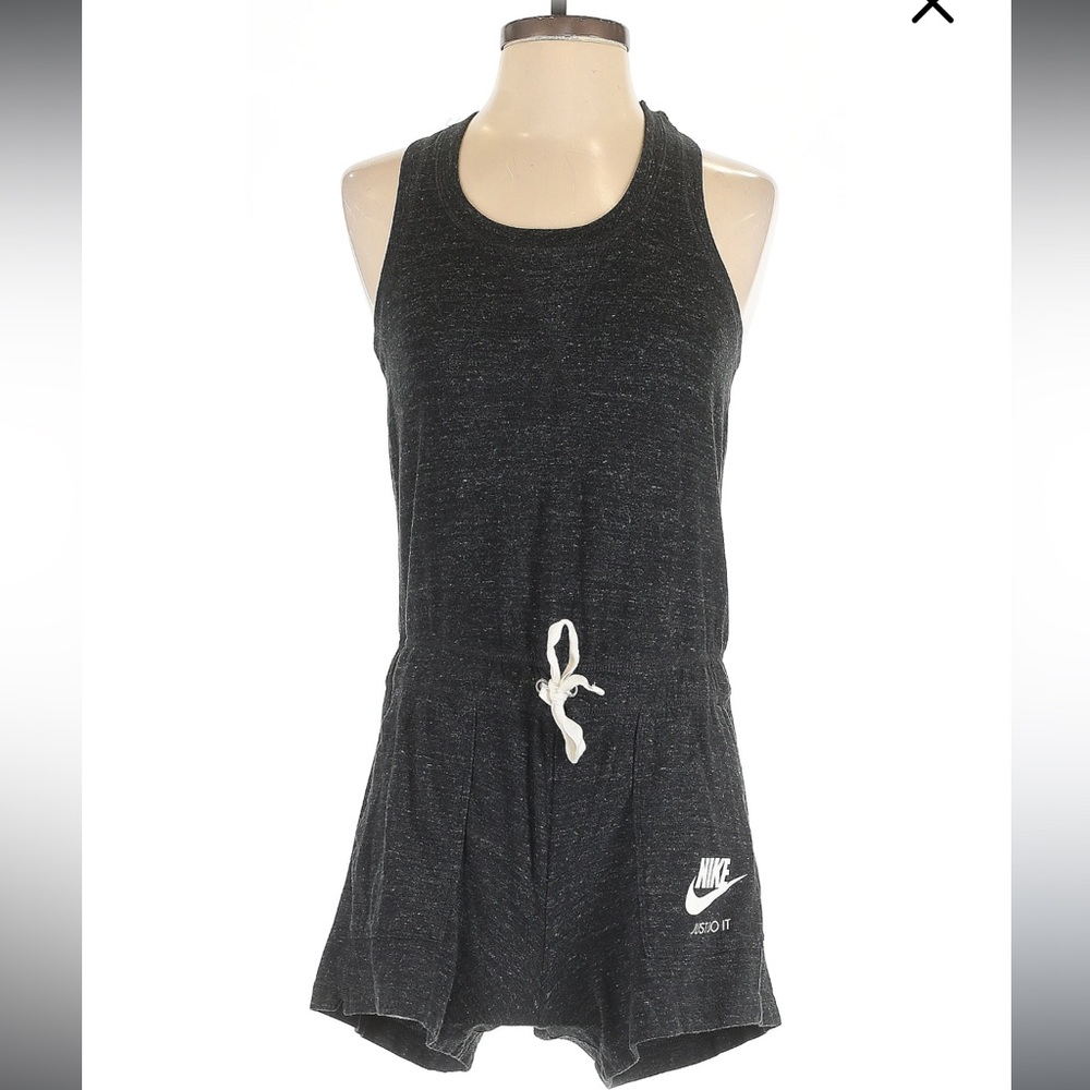 NIKE Women’s Romper Size M